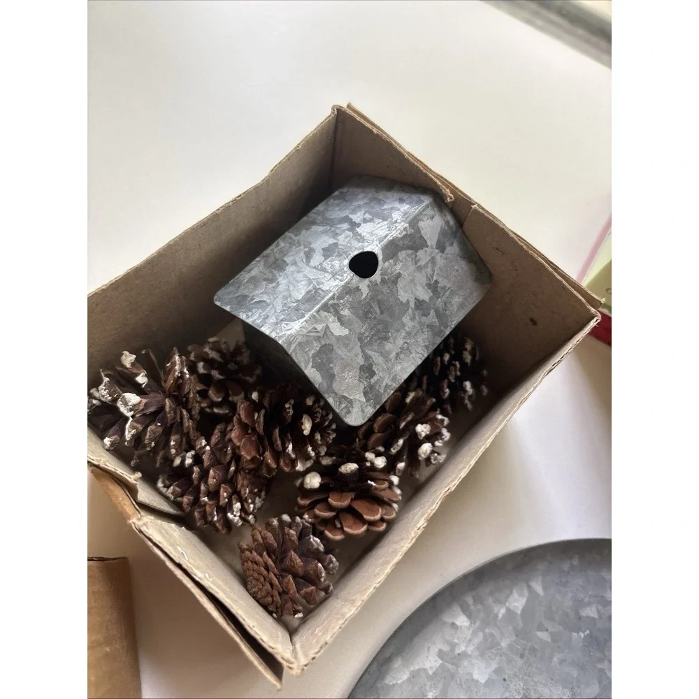 CANDLE GIFT SET-Galvanized Metal House&Trivet with Pine Tree Candles NEW-RARE